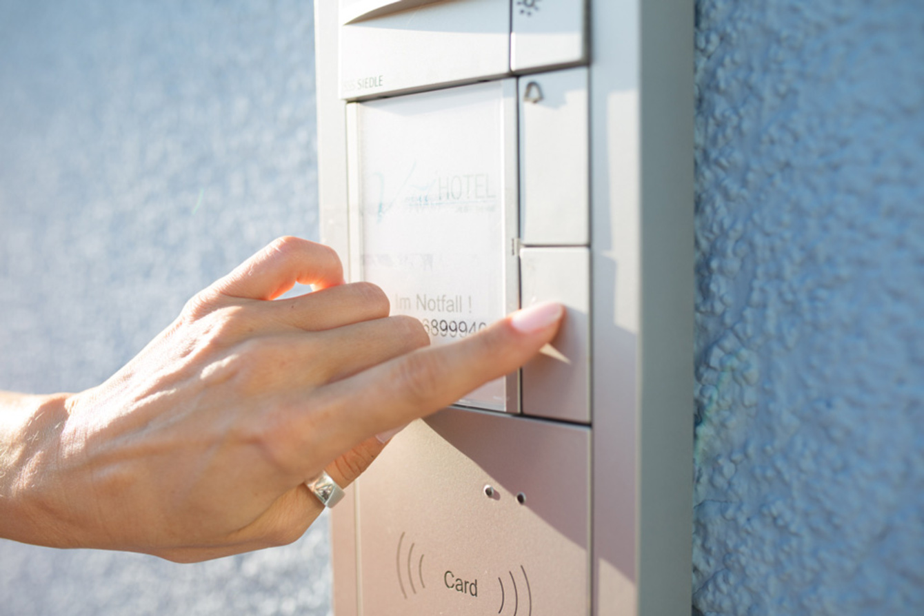 Sprech­anlagen bei Elektrotechnik Barth in Ebern